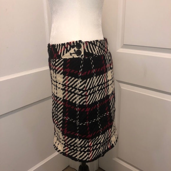 Tommy Hilfiger Skirt size 4 - Picture 2 of 4